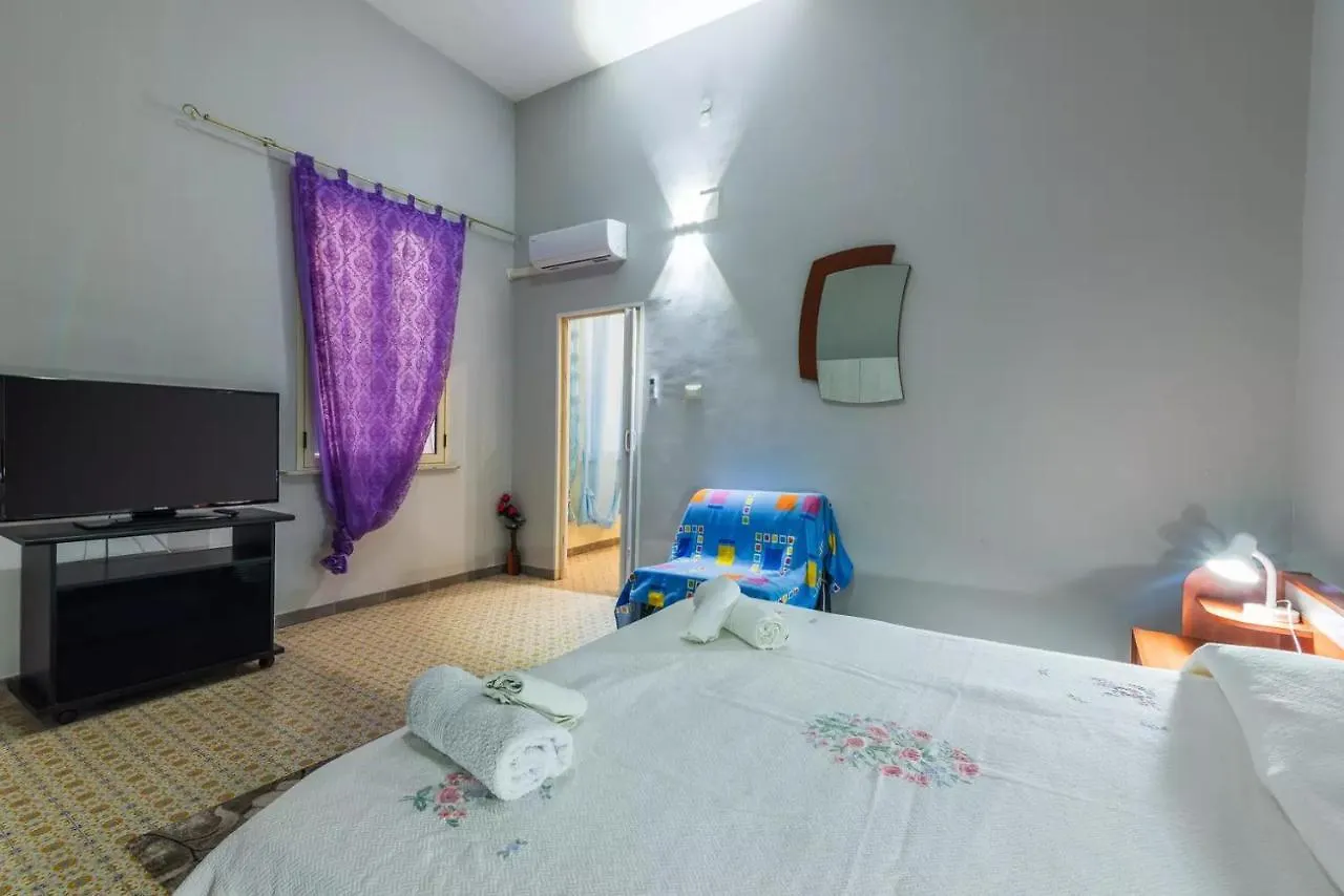 Eracles House Near Ortigia Island Apartment Syracuse 0*,  Italy